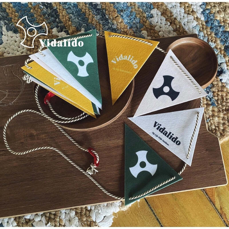 Bendera Felt Pennant Vidalido